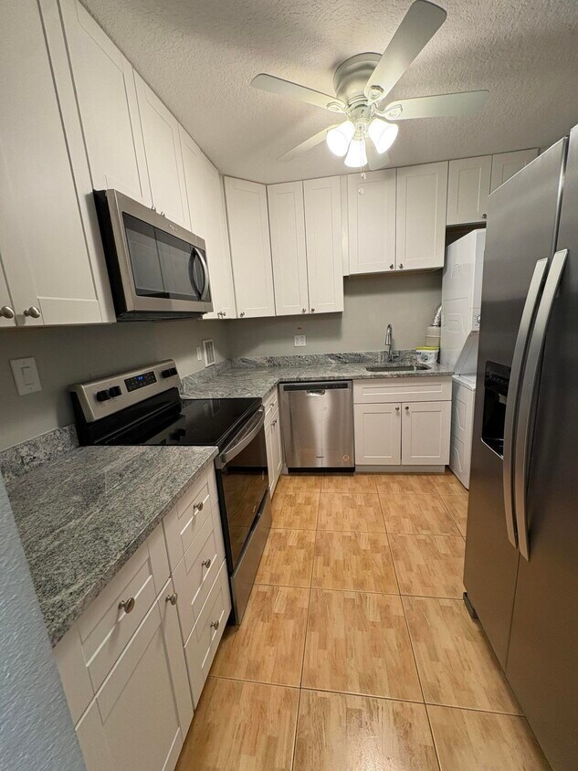 Foto principal - 102 Stratford H