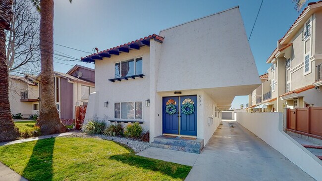 Building Photo - 509 N Elena Ave