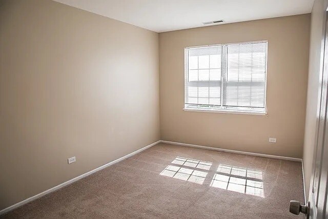 Building Photo - 460 Meadow Hill Ln