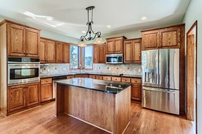 Foto del edificio - 10705 Jersey Court North, Brooklyn Park, M...