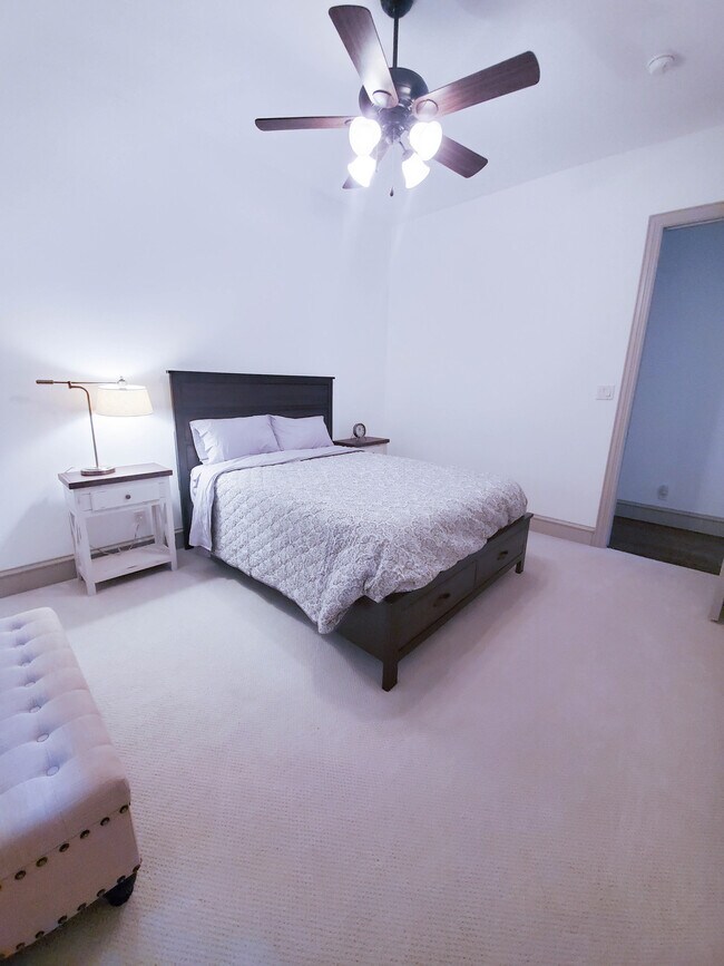 Foto del edificio - 4344 Cole Ave
