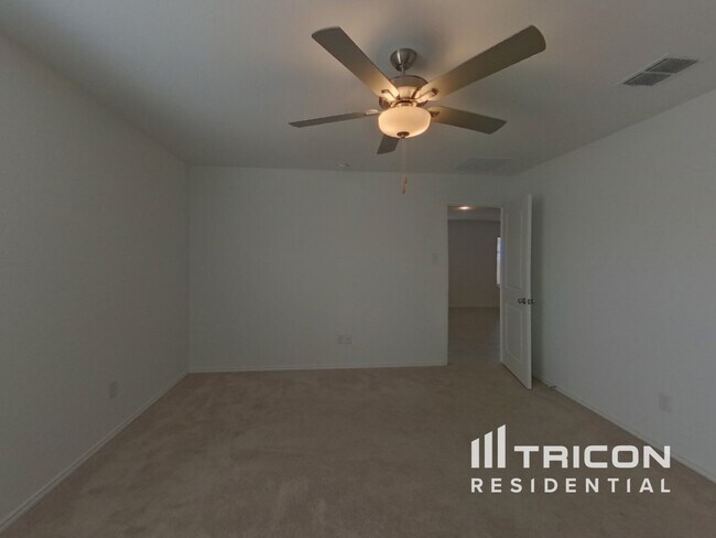Building Photo - 3329 Turkey Trot Ln