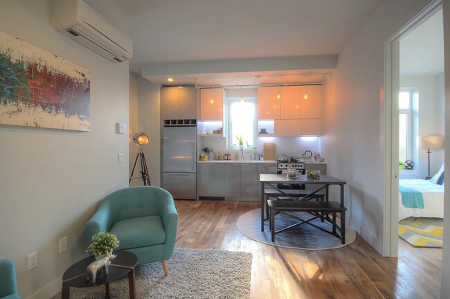 Foto del edificio - 1038 Greene Ave