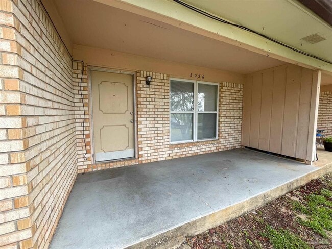 Building Photo - 3226 Santa Rosa Dr