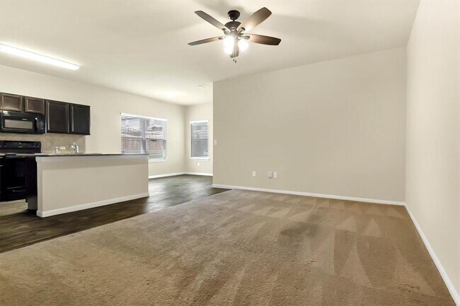 Building Photo - 15104 Bullbrier Rd