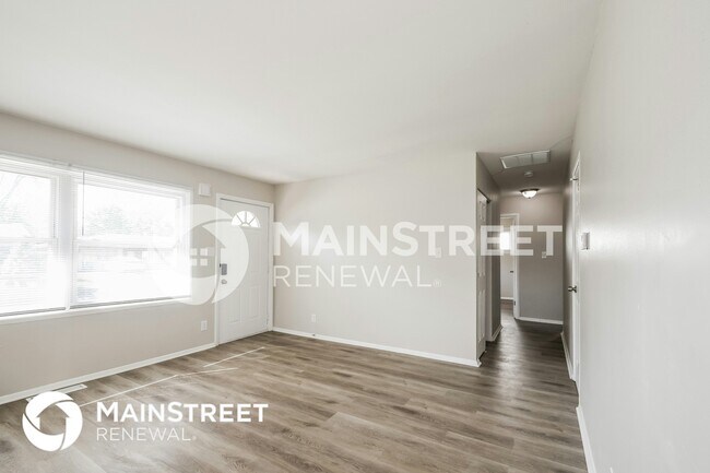 Foto del edificio - 4845 N Kenyon Dr