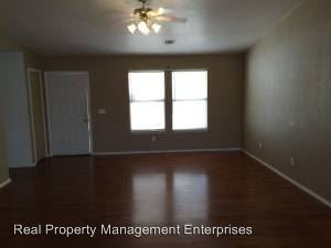 Building Photo - 921 Periwinkle Dr