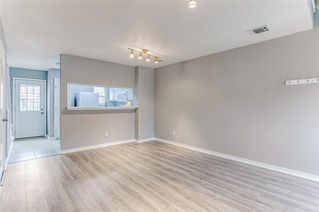 Foto del edificio - 12 Abbey Rd