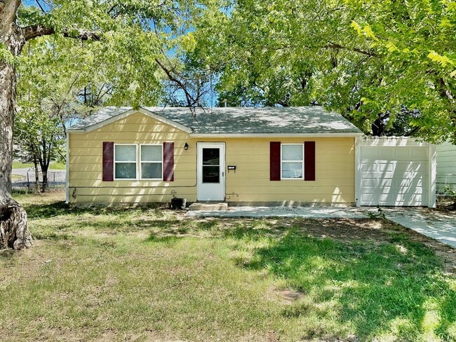 Foto del edificio - 4500 S Hemlock