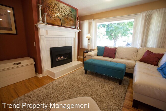 Building Photo - 4 br, 2 bath House - 862 11 1/2 Street SW