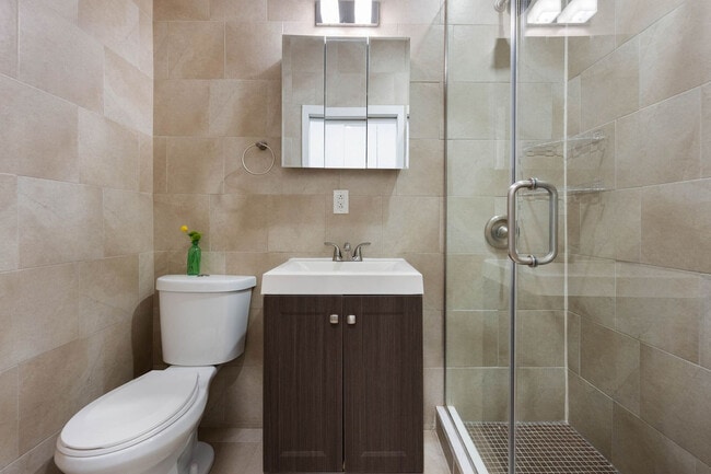 Building Photo - 74 Forsyth St