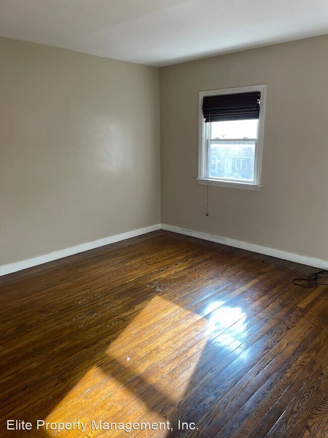 Building Photo - 3 br, 1.5 bath House - 403 Hale Avenue