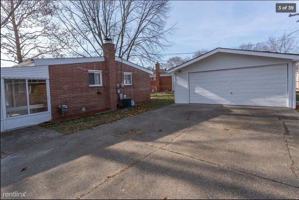 Primary Photo - 3 br, 2 bath House - 29912 Lonnie Dr