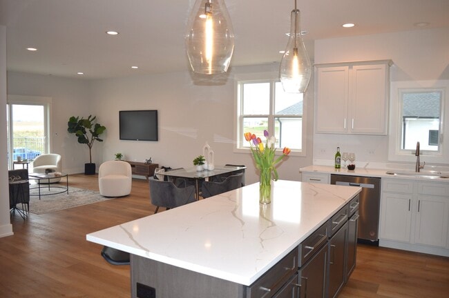 Building Photo - 247 NW 3rd Ave