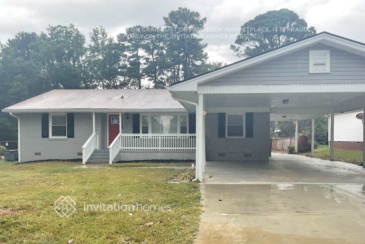 Foto principal - 692 Barnes Dr