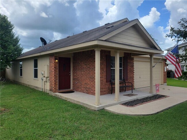 Building Photo - 1006 Potter Cove