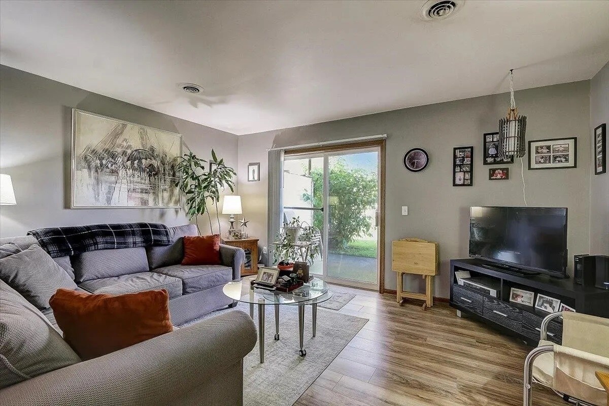 Living Space - 700 Hilltop Dr