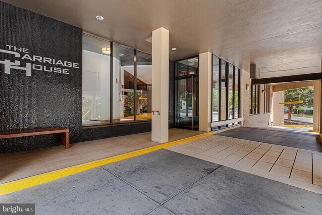 Building Photo - 2201 L St NW