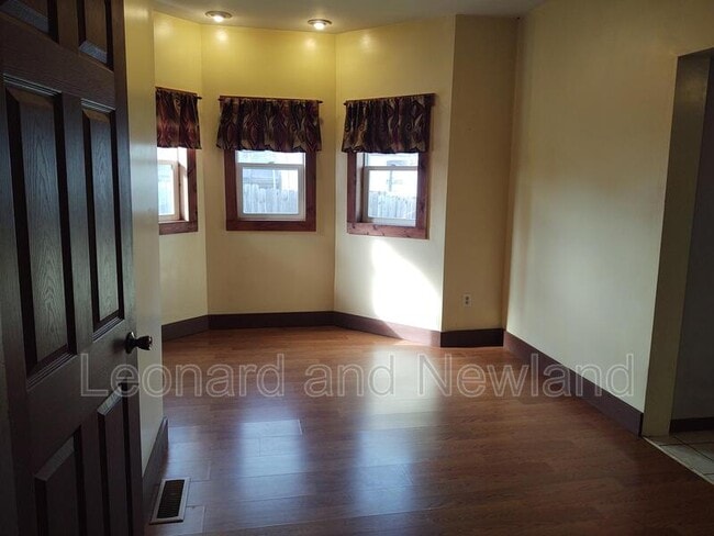 Foto del edificio - 218 High Ave