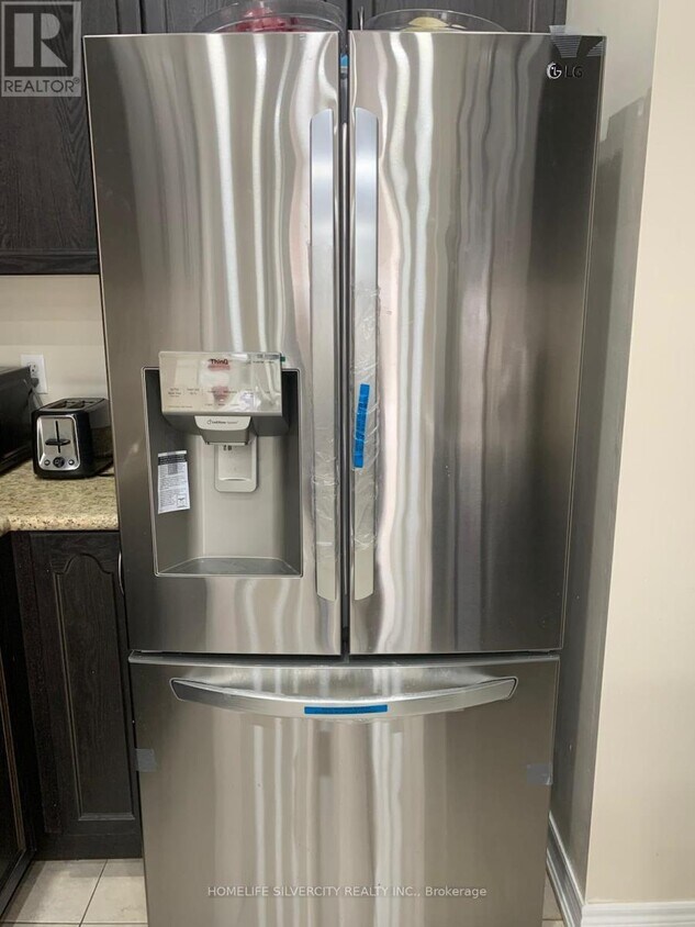 Primary Photo - 5 Almond St