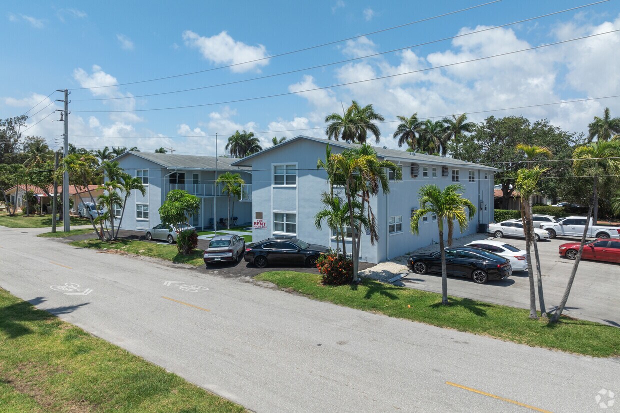 Primary - North Lake Garden Apartments