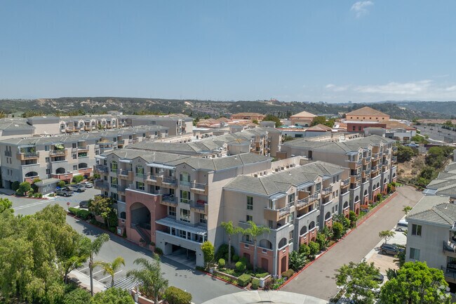 Contáctanos - Pell Place