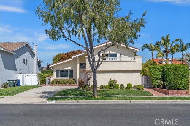 Building Photo - 3861 Fenley Dr