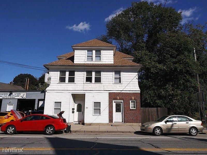 700 Main St, West Warwick, RI 02893 Condo for Rent in West Warwick, RI