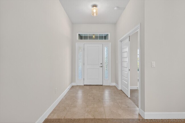 Building Photo - 8118 Merano Ave