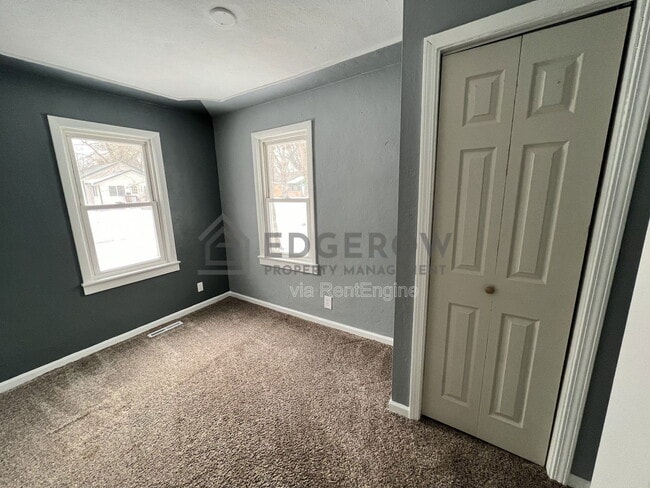 Building Photo - 1046 Ducey Ave