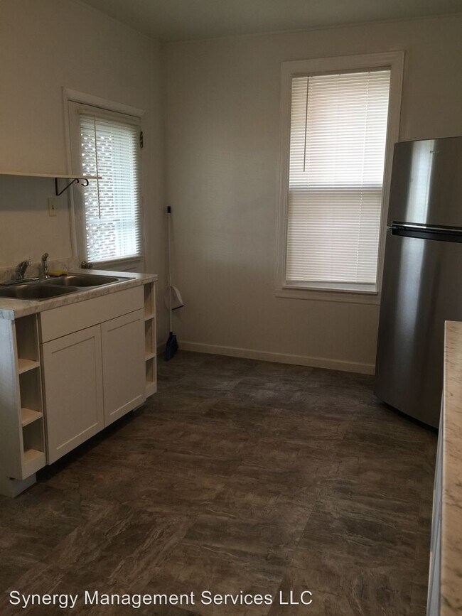 Building Photo - 3 br, 2 bath House - 418 Guildford Avenue