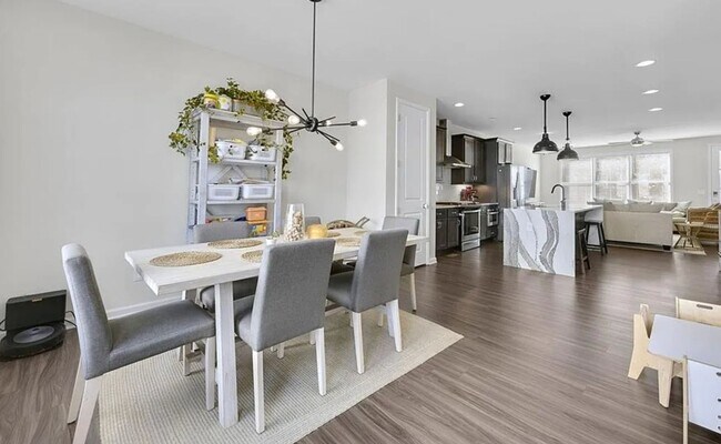 Foto del edificio - Charming 3BR Townhome in Atlanta- Beltline