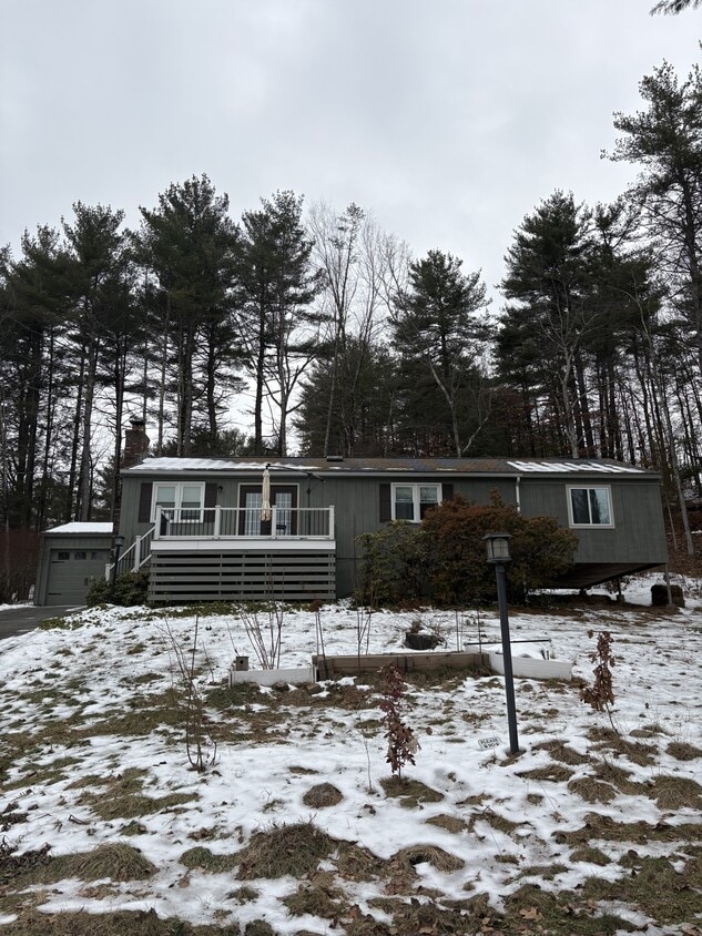 Photo - 7 Old Farm Rd (Belchertown, MA)