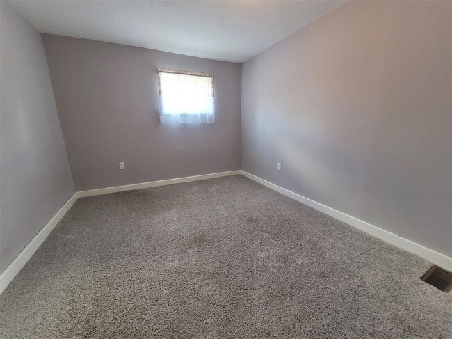 Photo du bâtiment - 206 Main St E