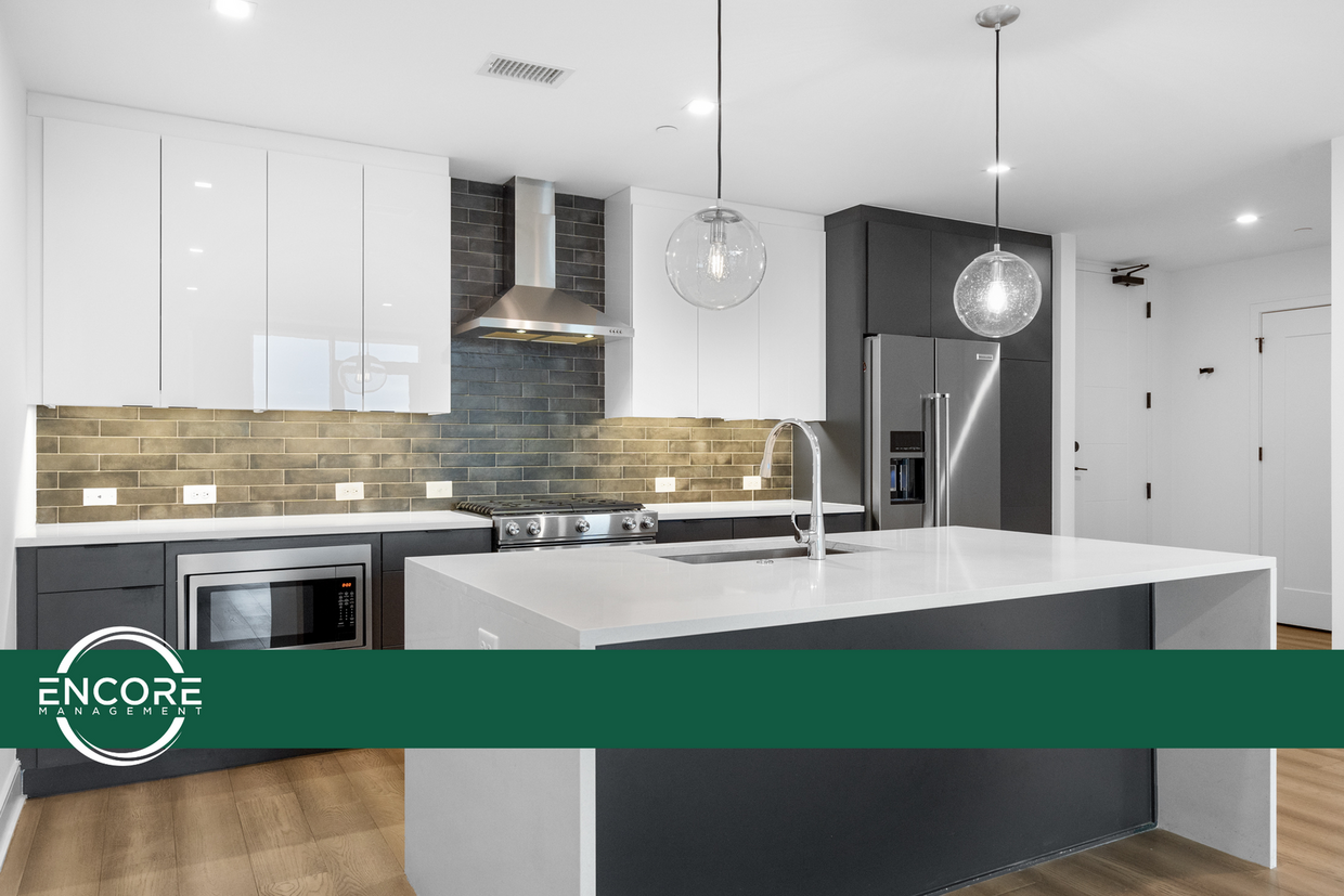 Foto principal - 2 Bed 2 Bath Condominium in West Midtown!