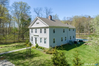 Building Photo - 50 Ledge Hill Rd