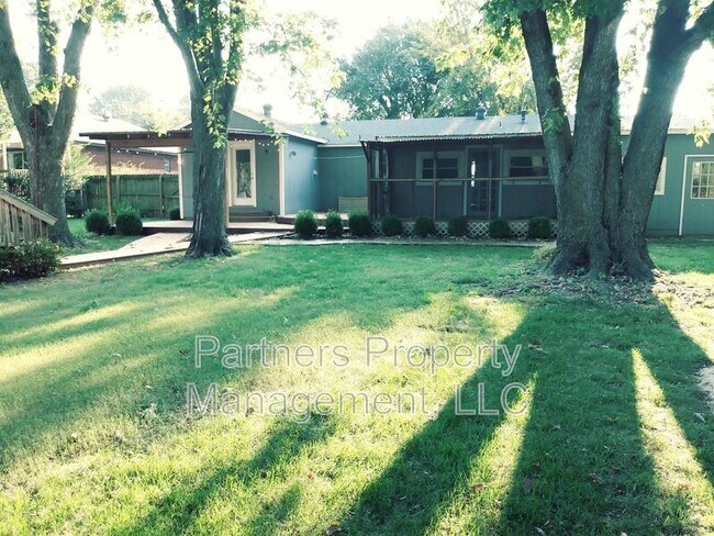 Foto del edificio - 1443 North Porter Road