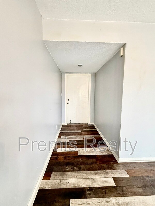 Foto del edificio - 2800 Cove Cay Dr
