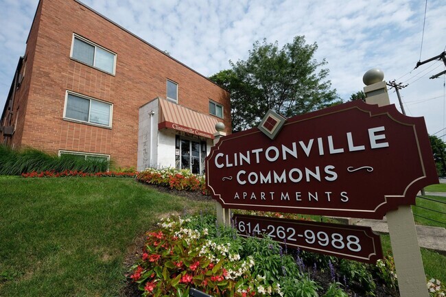 Primary Photo - Clintonville Commons