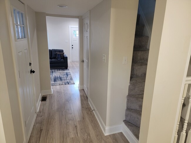 Foto del edificio - 401 S Ann St