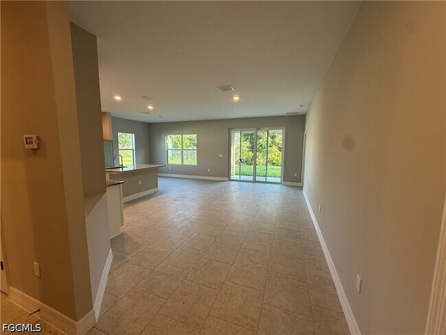 Foto del edificio - 2714 47th St W