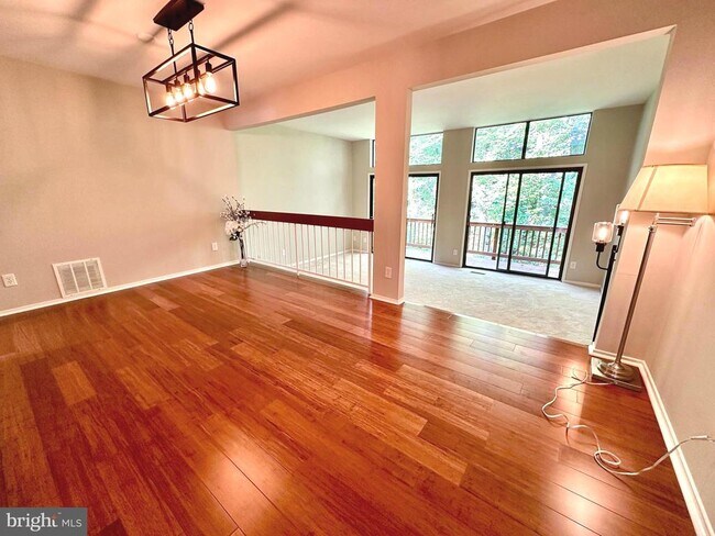 Building Photo - 1526 Scandia Cir