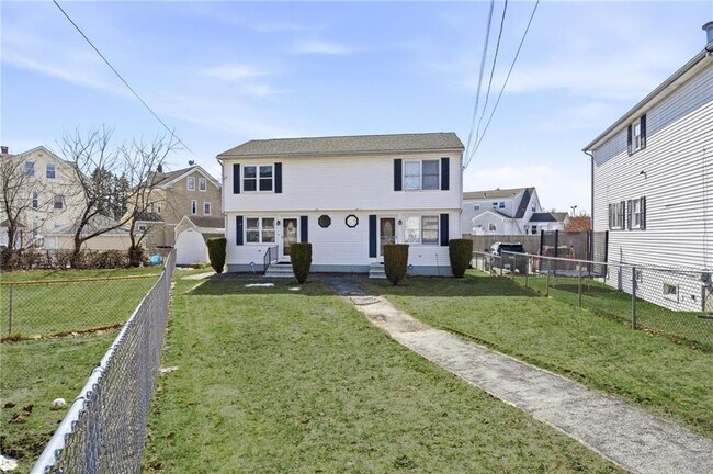 Foto del edificio - 10 Henry St