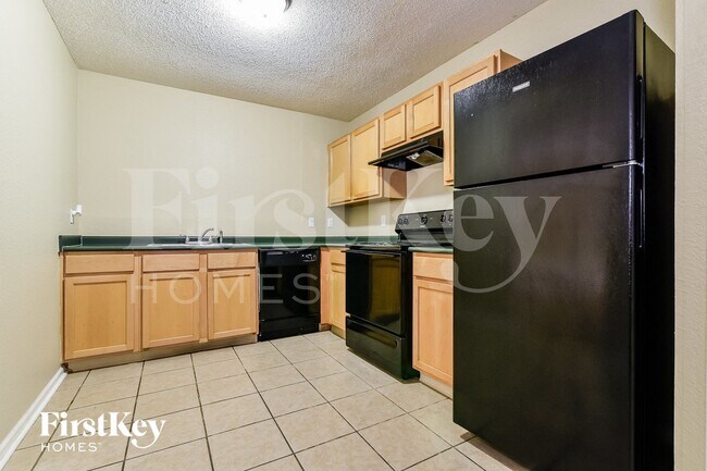 Foto del edificio - 5264 Austral Dr