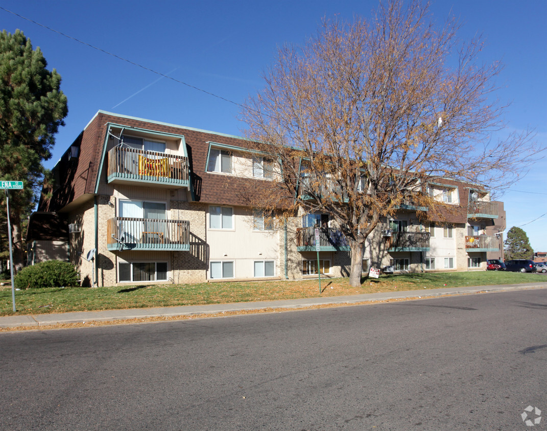 Primary Photo - Whispering Pines Apartments