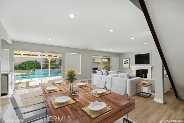 Foto del edificio - 17552 Wayne Ave