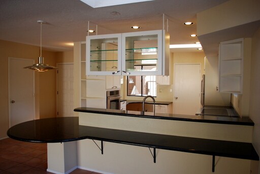 Building Photo - 5430 N Camino de las Brisas