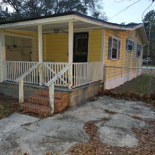 Building Photo - 86114 Harry Green Rd