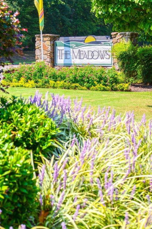 The Meadows Apartments 2154 Meadow Glade Ln Memphis, TN