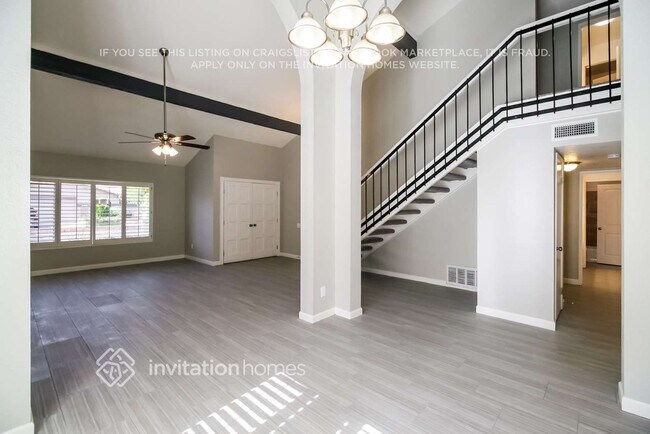 Foto del edificio - 5609 S Spinnaker Rd